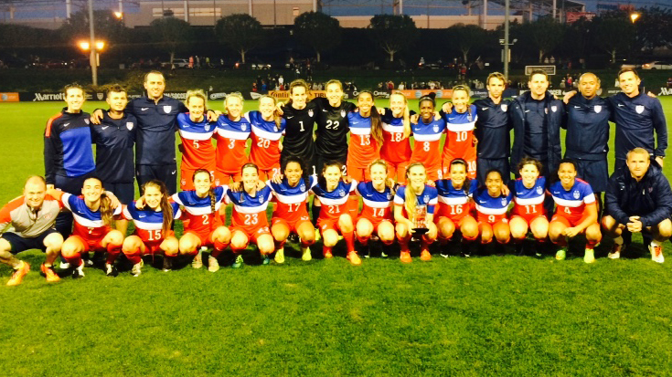 u17-wnt-11 Strikers Logo