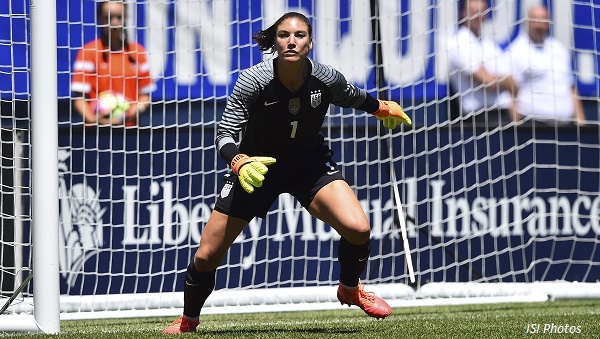 hope-solo-4 Strikers Logo